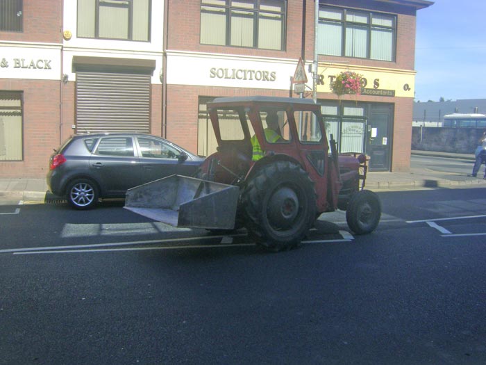 tractor-027.jpg